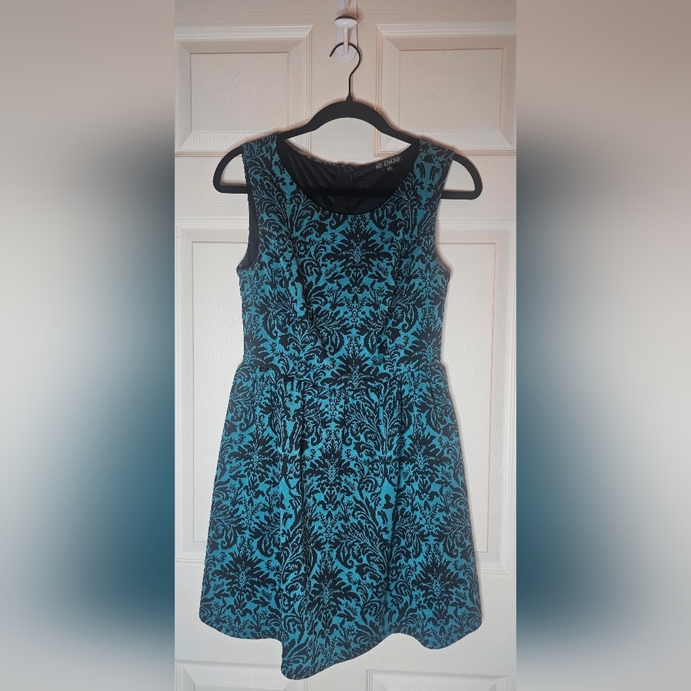 BeBop Teal & Black Damask Fit & Flare Dress Sleeveless Party Dress Size Medium - Picture 1 of 5